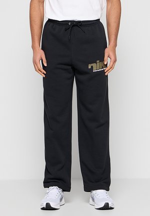 - Spodnie treningowe