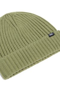 Oliwkowa dzianinowa czapka beanie z podwiniętym ściągaczem i małą czarną metką Vans z boku. Miękka tekstura z pionowym wzorem ściegu.