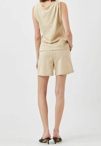 Minimum Blusa - brown