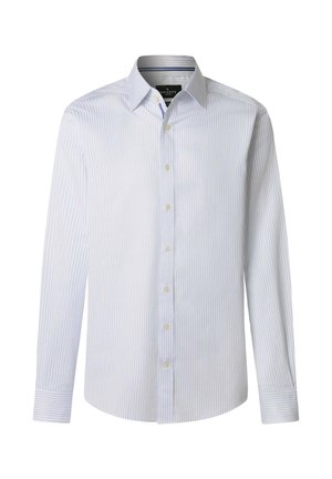 Weißes Herrenhemd mit dünnen blauen vertikalen Streifen, langen Ärmeln, Knopfleiste vorne und klassischem Kragen.