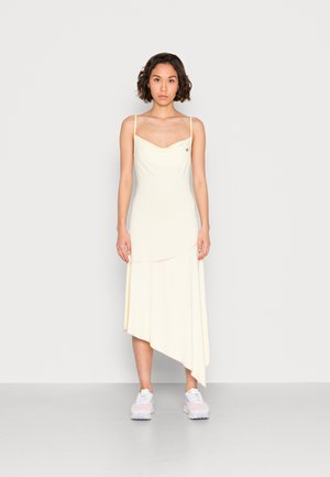D-MENTY - Vestito di maglina - yellow