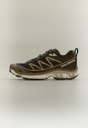 Salomon Sportstyle, XT 6 EXPANSE UNISEX - Маратонки - earth brown/white pepper/coyote brown