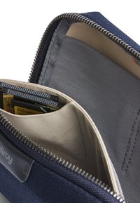 Bellroy TECH KIT COMPACT TECH KIT COMPACT - Altri accessori - navy