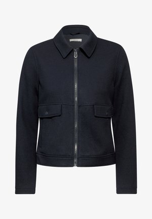 Veste en mélange de laine bleu marine avec un col, fermeture éclair à l'avant, deux poches poitrine et poignets élastiques. Présente un ourlet droit et des détails de couture minimalistes.