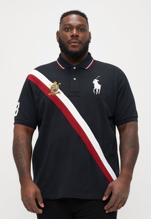 - Koszulka polo