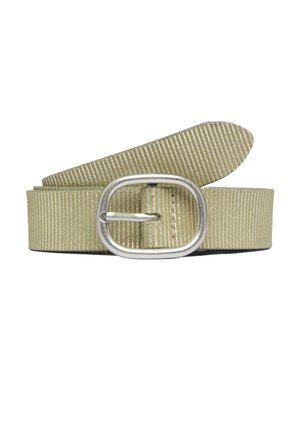 Cintura in velluto beige con fibbia ovale argento, arrotolata con l'estremità nascosta dietro la fibbia su sfondo bianco.