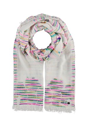 Biały szalik z wielokolorowymi poziomymi paskami i frędzlami na krawędziach, złożony w okrągłą pętlę z obydwoma końcami zwisającymi w dół.