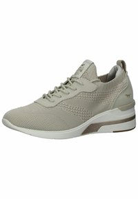 Sneaker beige chiaro realizzato in rete traspirante con una parte superiore testurizzata, design con lacci e una suola bianca a contrasto. Presenta un'etichetta con marchio.