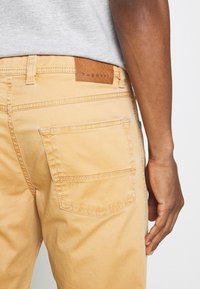 bugatti Tygbyxor - yellow