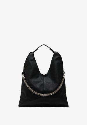 Sort læder skuldertaske med en dyb U-formet åbning, der har en sølv kædetransport og en tekstureret overflade.