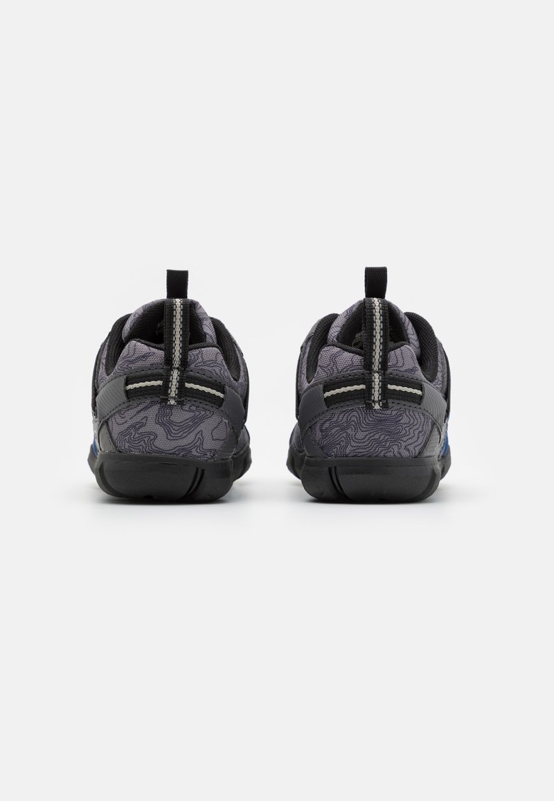 Kinder Sportschuhe | Keen CHANDLER CNX YOUTH UNISEX Hikingschuh black/bright cobalt/schwarz - QW78101 Kinder Sportschuhe | Keen CHANDLER CNX YOUTH UNISEX Hikingschuh black/bright cobalt/schwarz - QW78101