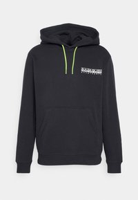 Sudadera negra con capucha y bolsillo frontal, cordones verdes y un logo blanco en la parte superior izquierda. Tela suave con puños y dobladillo acanalados.