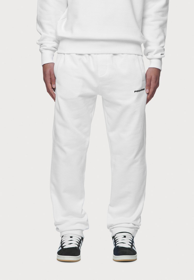 Pegador LOGO WIDE PANTS - Pantalon de survêtement - white