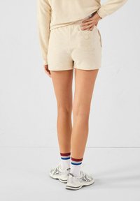 JOTT SABLE BLOSSOM - Pantalones deportivos - blanc