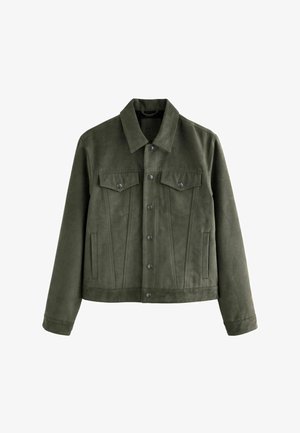 Giacca in suede verde oliva con colletto classico, due tasche sul petto, bottoni a pressione nascosti e dettagli di cuciture verticali. Texture morbida e vestibilità ampia.