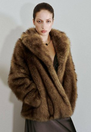 Abrigo de invierno - beige