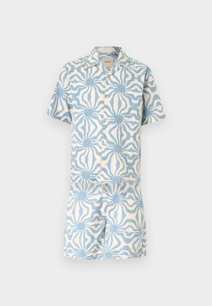 Only & Sons, ONSCRUZ SEERSUCKER SET - Short - dusty blue/antique white