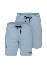Shorts de sport bleu clair en tissu doux, dotés d'une taille élastique avec cordon de serrage, de coutures latérales et d'un détail de marquage à l'avant.