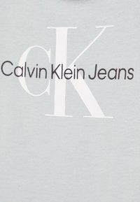 Calvin Klein Jeans MONOGRAM UNISEX  - T-shirt estampada - muted aqua