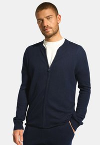 Wybrany, bleu marine