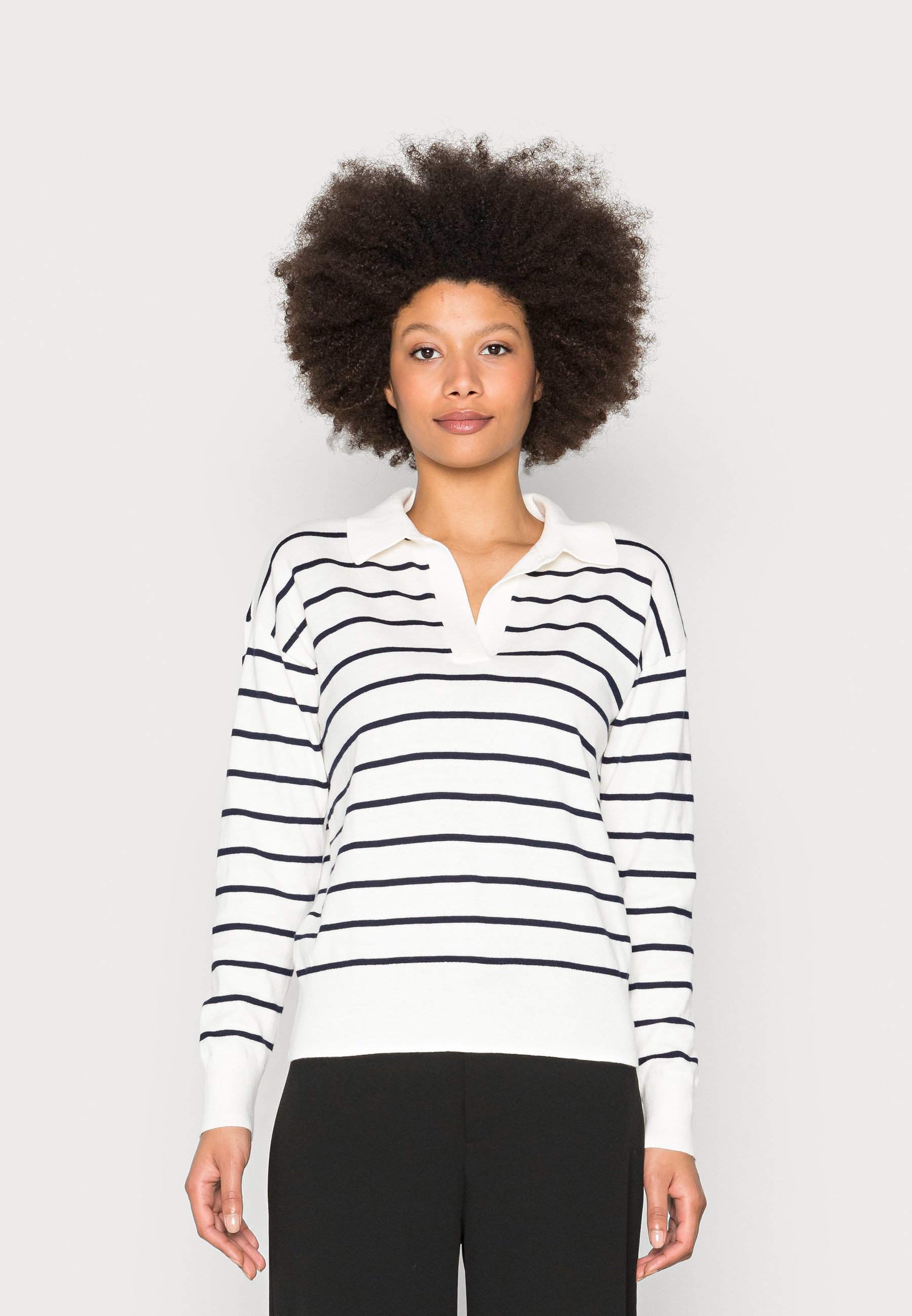 GAP V COLLAR - Jumper - white navy 