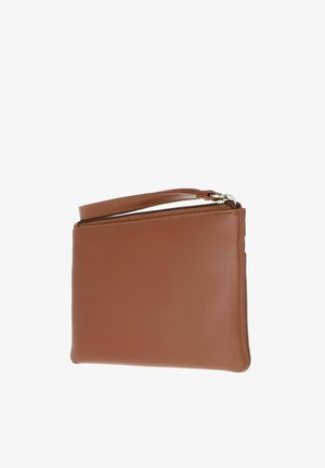 Braune Leder-Handgelenktasche mit Reißverschluss und passendem Riemen, vor weißem Hintergrund gezeigt.