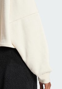 adidas Originals HALF ZIP - Športni pulover - white
