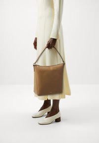 BOSS ALYCE HOBO - Shopping bag - camel