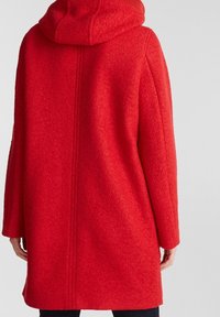 Esprit Abrigo clásico - red