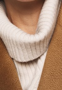 WEEKEND MaxMara Abrigo clásico - camel