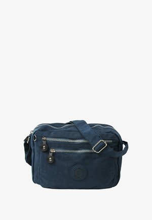 Blauwe nylon schoudertas met twee ritszakken aan de voorkant, zilveren hardware en een gegraveerd logo aan de zijkant. Verstelbare schouderband inbegrepen.