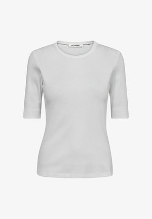 Biała koszulka z krótkim rękawem z miękkiej bawełny, z okrągłym dekoltem, charakteryzująca się gładką teksturą i minimalistycznym wzornictwem, metka widoczna wewnątrz dekoltu.