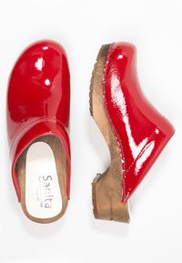Sanita CLASSIC OPEN - Zuecos - red