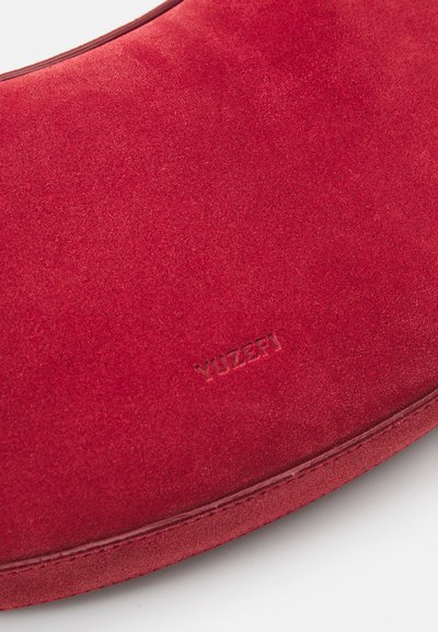 Yuzefi FORTUNE COOKIE - Handbag - cherry