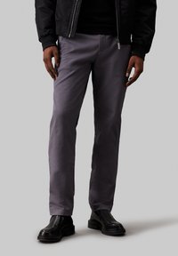 Calvin Klein MODERN SLIM - Chinos - iron gate