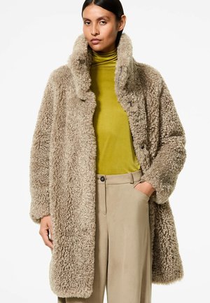 HYBRID - Piumino lungo - beige