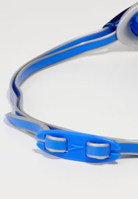 Thumbnail Image 3