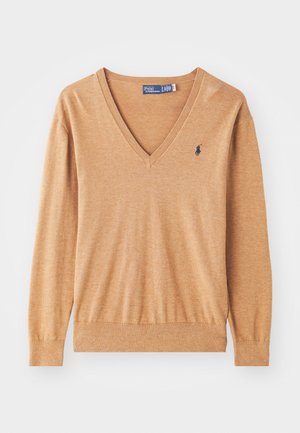 V-Ausschnitt Pullover, hellbraune Farbe, aus weichem Stoff, mit geripptem Saum und Bündchen, verfügt über ein kleines gesticktes Logo auf der linken Brust.