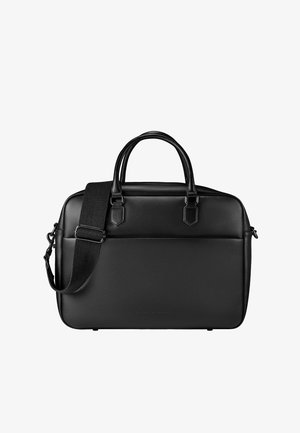 Crna kožna aktovka s dvostrukim ručkama, podesivim remenom, glatkom teksturom i suptilnim detaljima šivanja. Ima minimalistički dizajn.