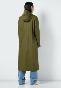 Noisy May NMSKY LONG A LINE RAINCOAT - Regnjakke - kalamata