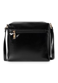 Borsa a tracolla in pelle patent nera con forma rettangolare, chiusura superiore con zip e tasca frontale con dettaglio della zip in tono oro.