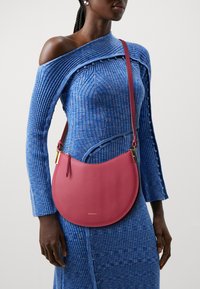 Coccinelle SUNUP - Ručna torba - rosewood