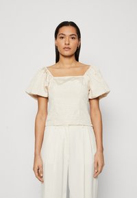 Selected Femme SLFFIRMINA ON OFF SHOULDER - Palaidinė - sandshell