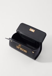 Love Moschino SMART DAILY BAG - Käekott - nero