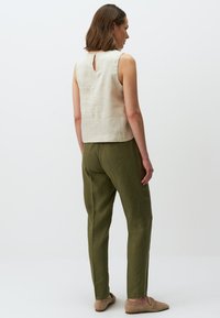 Jimmy Key ROUND NECK SLEEVELESS  - Bluse - taş