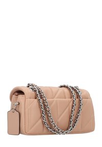 COACH QUILTED COVERED TABBY WITH CHAIN - Rokassoma - lh/buff