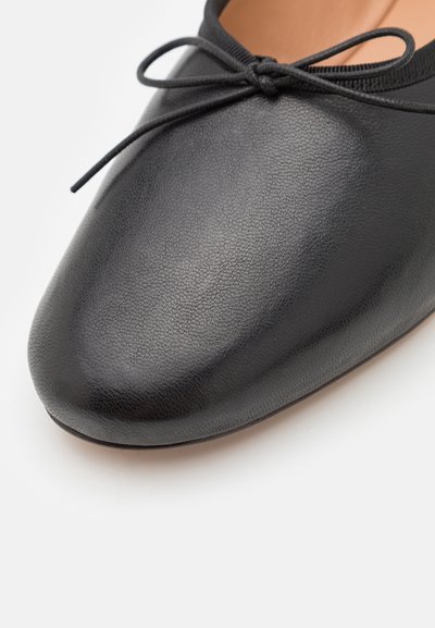 Mansur Gavriel DREAM - Balerinke - black
