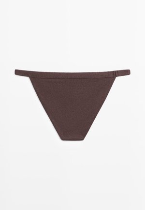 Mørkebrune teksturerede bikinibund med slanke sidelommer lagt fladt på hvid baggrund.