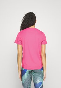 adidas Performance T-shirt till träning - pink