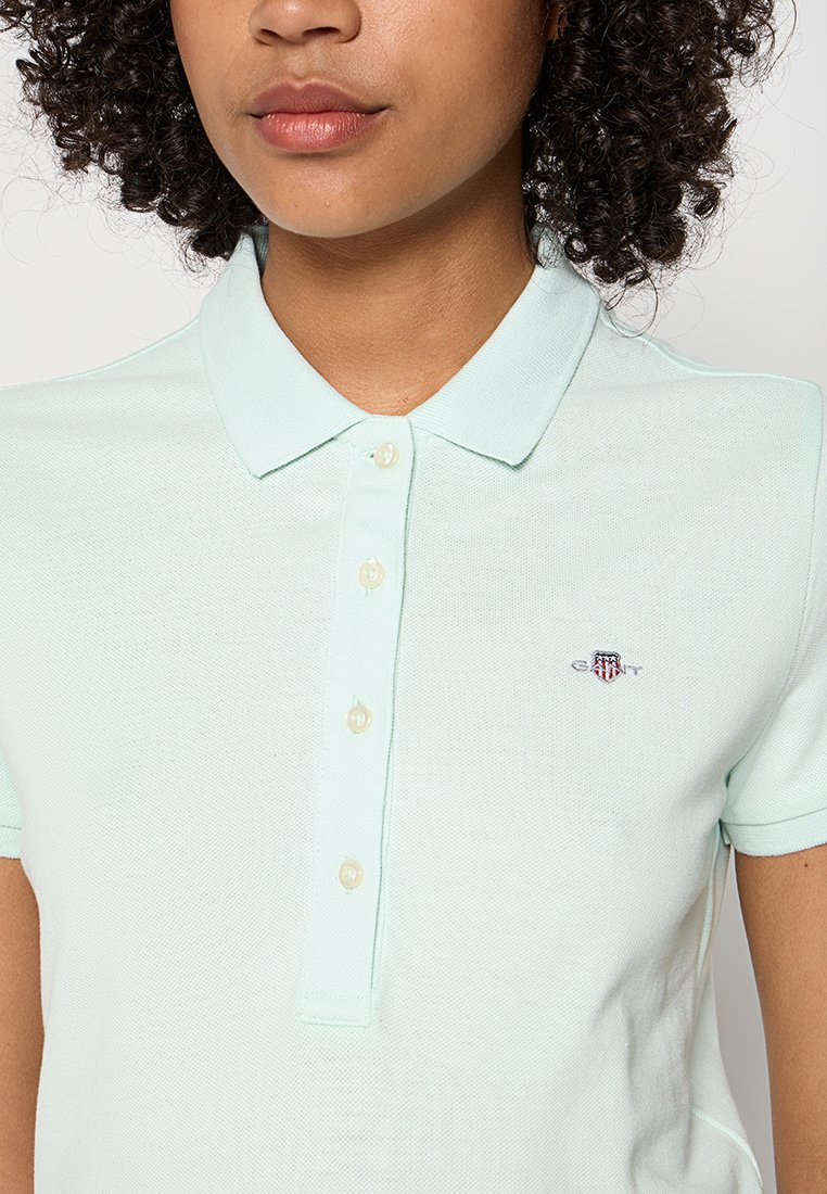 SLIM FIT